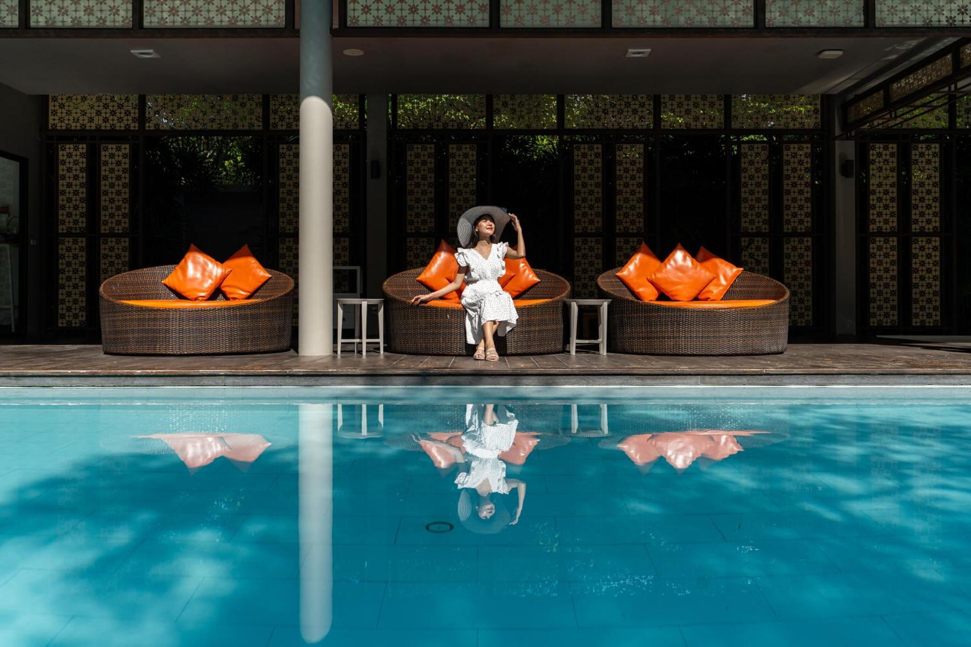 מלון Proud Phuket, Naiyang 4*