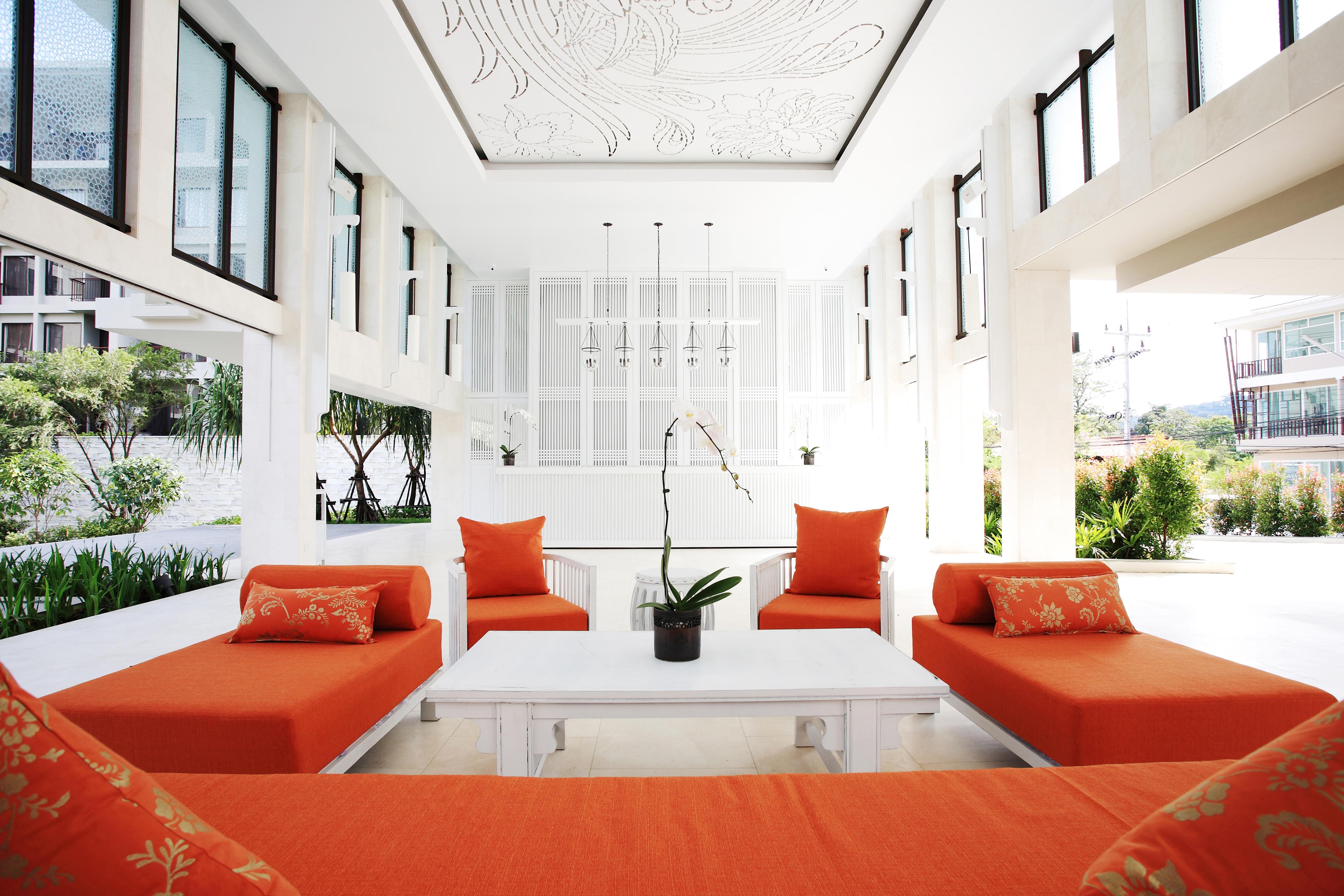Proud Phuket, Naiyang 酒店 4*